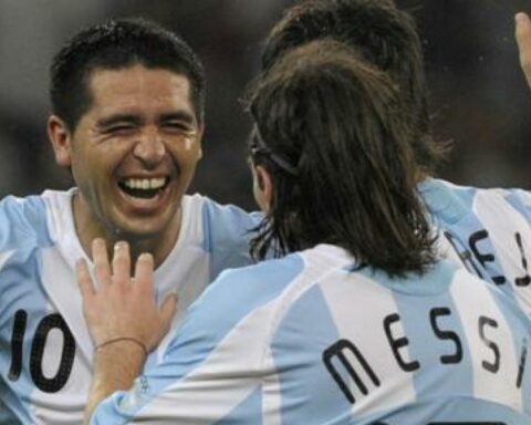 Messi and Riquelme will play together again!