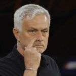 Mourinho still hasn't resolved his future and criticizes the referee after losing the Europa League