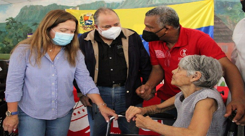 Defensoría del Pueblo garantiza trato digno de adultos mayores