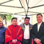 Peasant leader denies having received a bribe;  he admits that the government gave him money