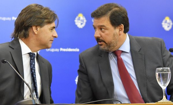 Peña gave Lacalle Pou measures to mitigate the crisis on the border with Argentina