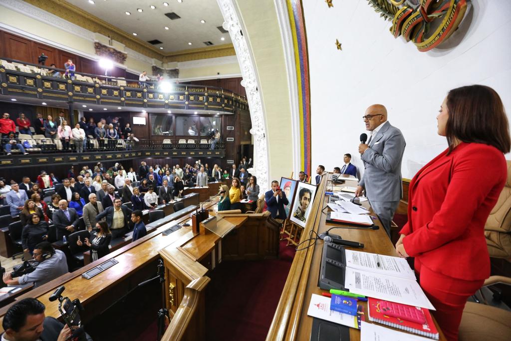 Rodríguez: Opposition exercises the dictatorship in the UCV