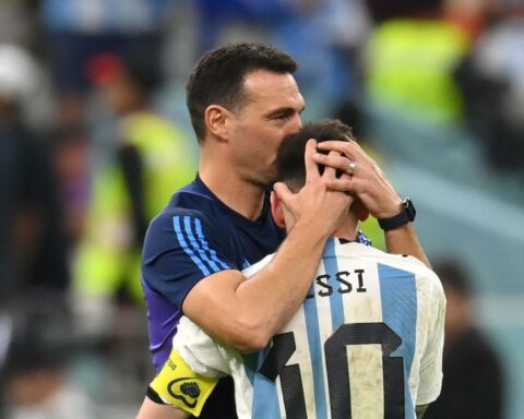 Scaloni: "Messi is a guy who doesn't sell smoke"