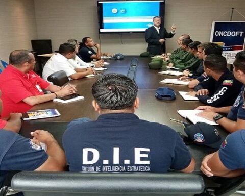 Capacitan a funcionarios de seguridad sobre modalidades de trata de personas