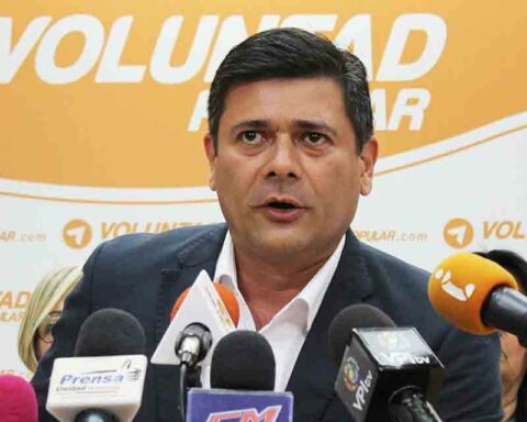 Superlano: Public services recover with political change