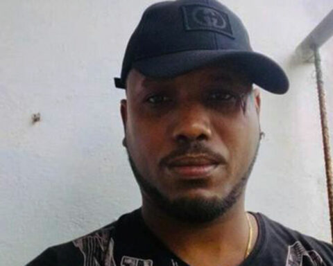 The Cuban rapper 'El Masái' is assassinated during an assault in Alamar