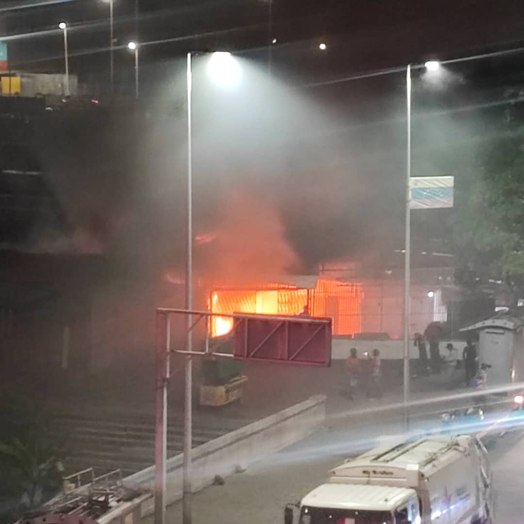 They put out three fires in Caracas in the last hours