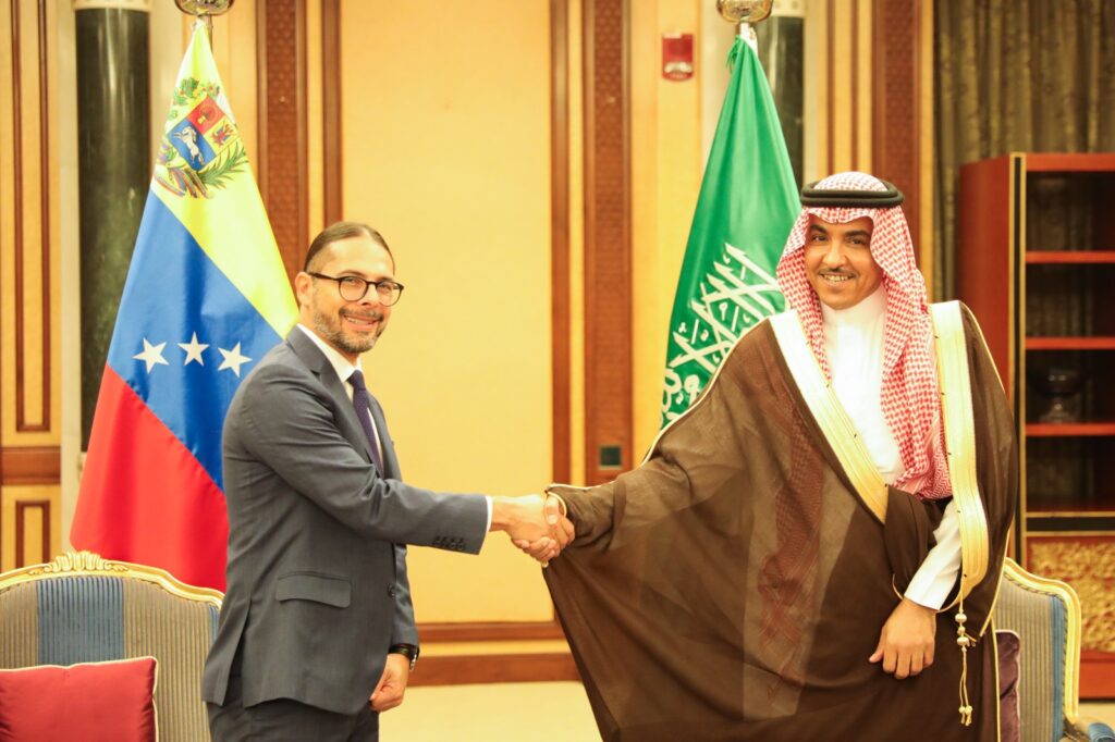 Venezuela and Saudi Arabia finalize communication agreements