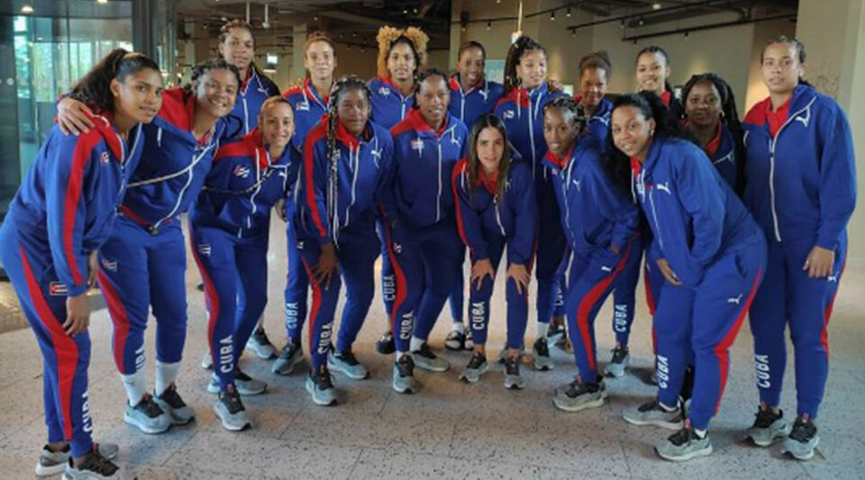 Wave of flight of Cuban athletes prior to the Central American and Caribbean Games