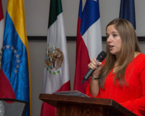 Women politicians continue to face "structural obstacles" in the country