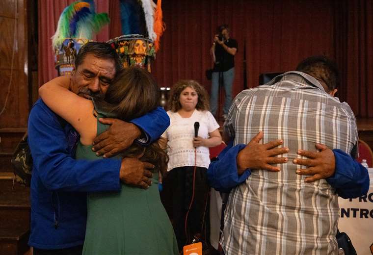 "not much changed"the reunion of Mexican relatives in the US after years of separation