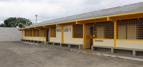13 prisoners escaped from the Guanare Penitentiary Center