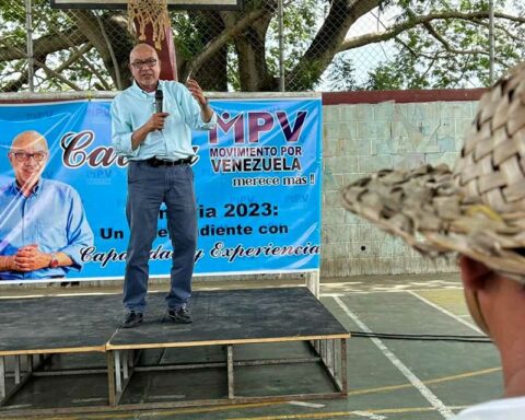 Caleca presents a two-year program to combat hunger with international support