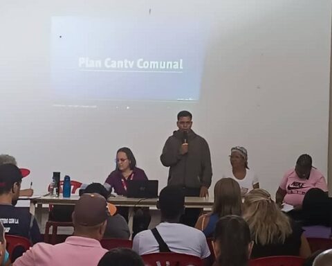 Representantes de Cantv avanzan en la organización de la MTT en Antimano