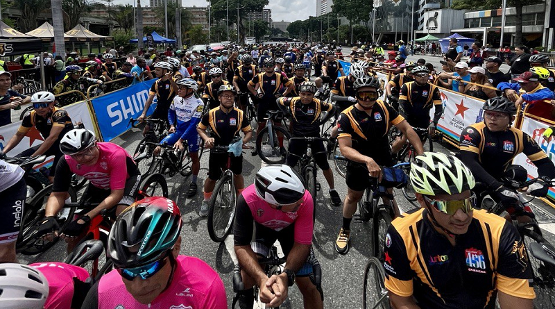 Caracas celebra aniversario 456 con vuelta ciclística