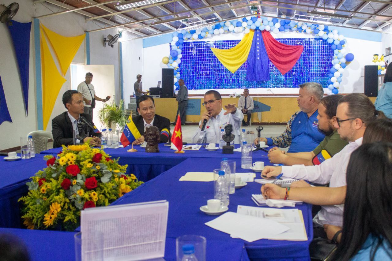 Commune El Panal 2021 showed its experience to the PCV of Vietnam