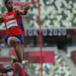 Cuban jumper Juan Miguel Echevarría seeks a professional contract in Portugal