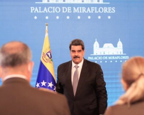 Like Alberto Fernández, Nicolás Maduro also offered help to Uruguay due to the drought