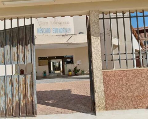 Mercado Evo Morales, converted into a garage and warehouse in the land of "Motorcycle" mendez