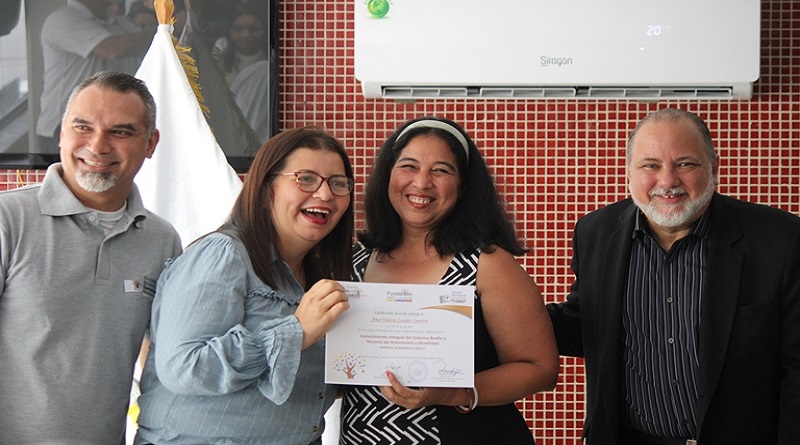 Certifican a participantes del diplomado de la Escuela Nacional de Derechos Humanos