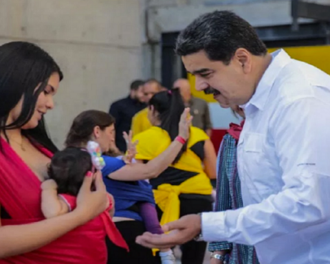 President Maduro highlights the example of the Venezuelan mother