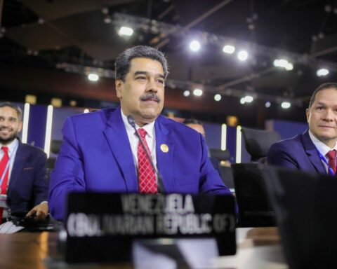 President Maduro promotes "strong bloc" of unity with the Caribbean