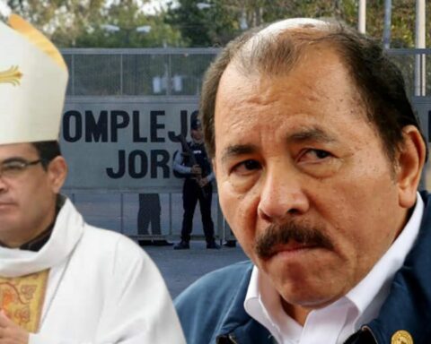 Prison of Monsignor Álvarez and attack on the Church are "crimes against humanity", say opponents