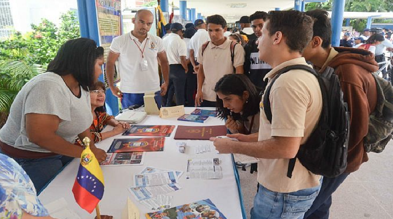 Inician Expoferias de Oportunidades de Estudio en Caracas