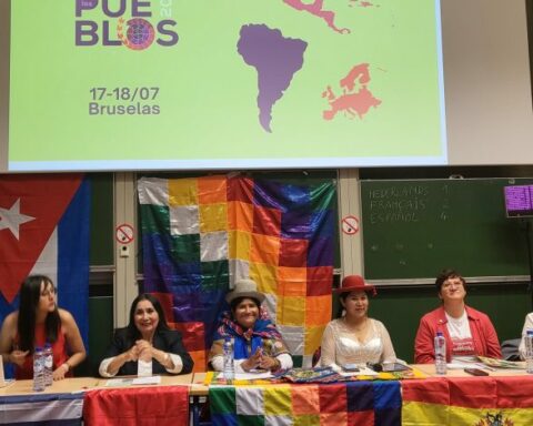 Summit of the Peoples rejects illegal policy of sanctions against Venezuela