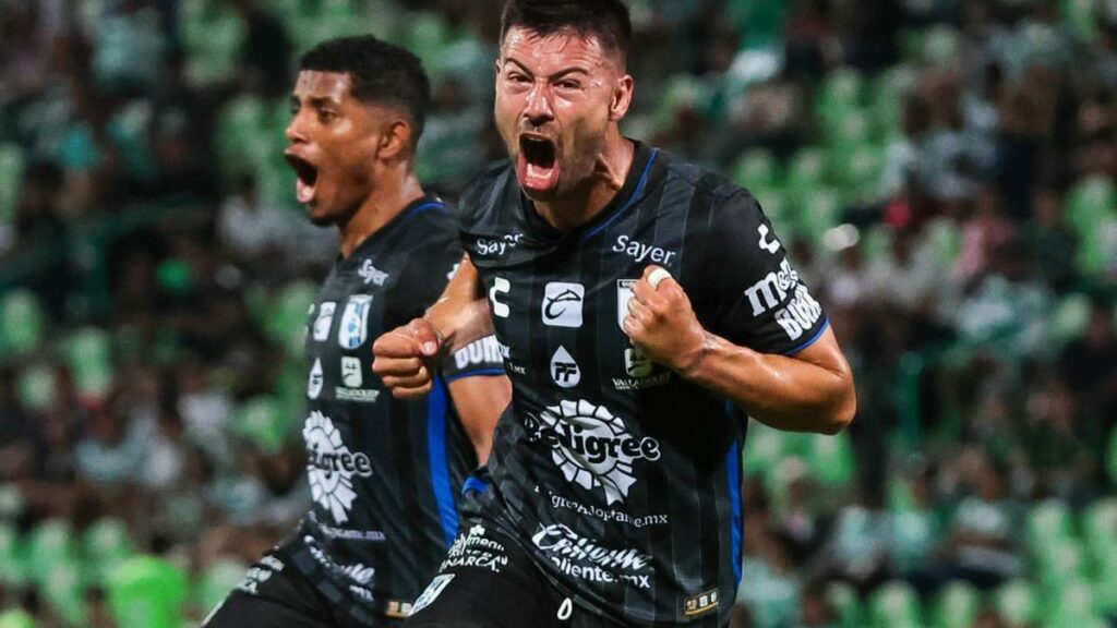 The Argentine Lertora and the Brazilian Sanvezzo give victory to Querétaro against Santos