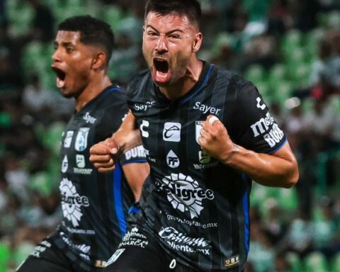 The Argentine Lertora and the Brazilian Sanvezzo give victory to Querétaro against Santos