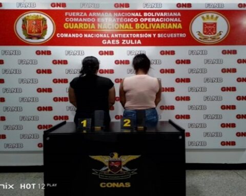 They catch two members of Caracas and kill one