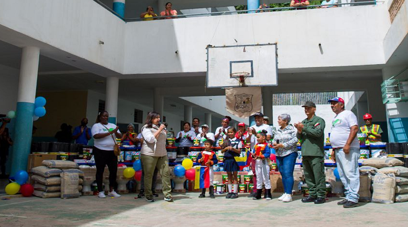 Entregan materiales para rehabilitación de U.E.D Juan Landaeta en Caracas