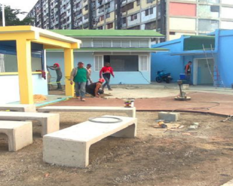 Supervisan labores de rehabilitación en Escuela José Enrique Rodó