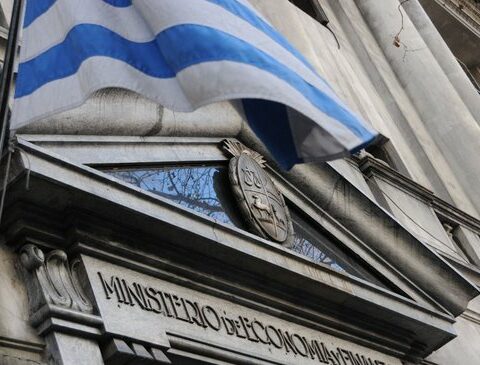 Uruguay received support from investors and issued debt for US$ 1,000 million