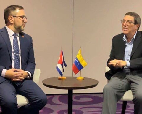 Yván Gil: Cuba and Venezuela will continue advancing in unity and peace