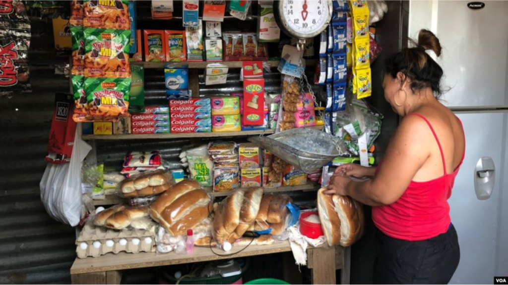 Nicaragüenses asfixiados: Necesitan más de 19,300 córdobas para poder comer y los salarios no alcanzan