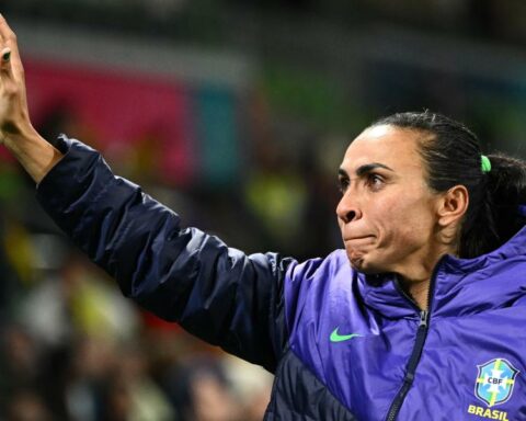 An icon announces that he is retiring after the Paris Games: "There will be no more Marta with Brazil"