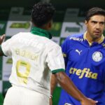 Abel Ferreira, entrenador del Palmeiras, con Endrick