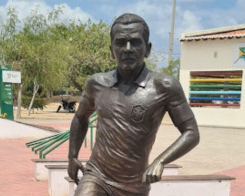 La estatua de Dani Alves en Juazeiro (Brasil), su ciudad natal