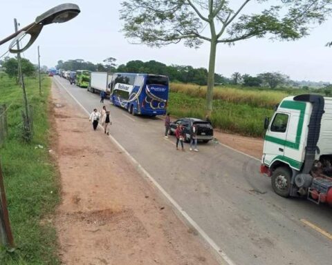 After several hours of blockades, routes in the central axis of Bolivia are open