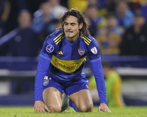 Boca wasted a crush from Cavani