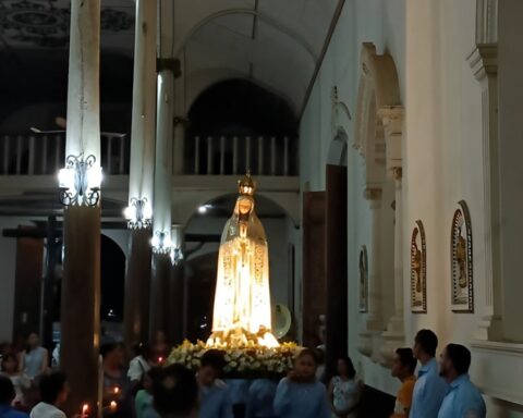 Dictatorship maintains "church as prison" for the Virgin of Fátima, processions in the streets are prohibited