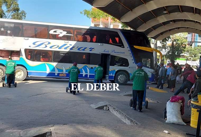 Salaried drivers announce road blockades demanding a “living wage”