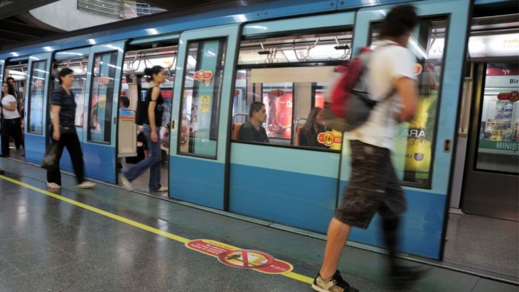 Santiago Metro: when will it be possible to travel by bicycle starting this May 21