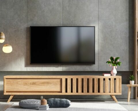 Take a seat before finding out how much a Smart TV costs in Chile