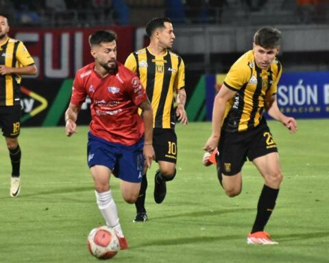 Wilstermann drew goalless against The Strongest in an exciting match
