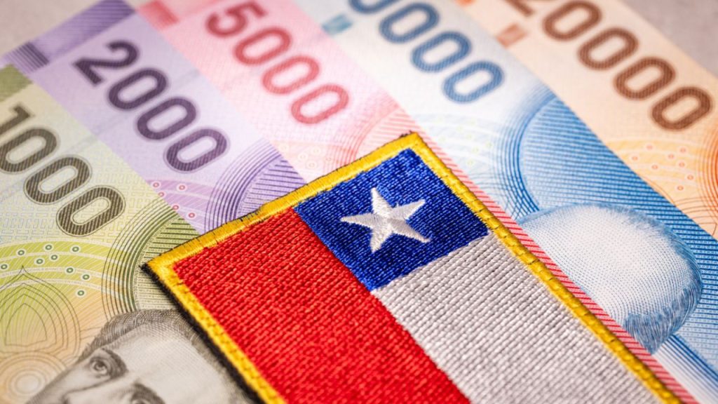 $112,000 Bonus: Who can receive this financial aid in Chile with only 2 requirements