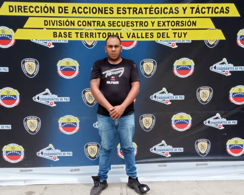 A man who recorded porn scenes with girls was arrested