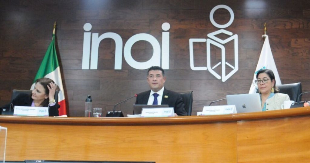 AMLO's reform eliminates INAI, Coneval and Mejoredu; transfers functions to secretariats